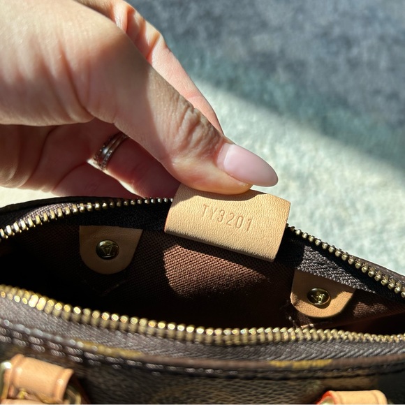 Louis Vuitton Nano Speedy (old version) - Picture 10 of 15